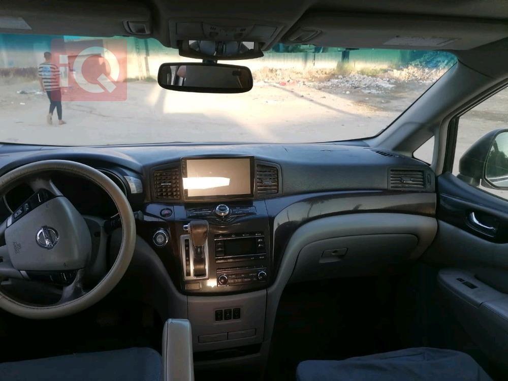 Nissan Quest